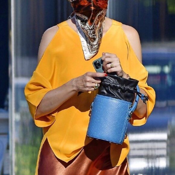 ✨ SALE TIBI Off Shoulder Silk Top Medium Saffron Yellow - Picture 1 of 7